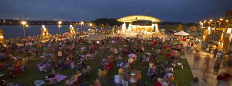 entertainment in the quad cities
